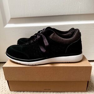 UGG ENERG Comfort System Victoria Black Suede Sneaker with Satin Laces Size 10
